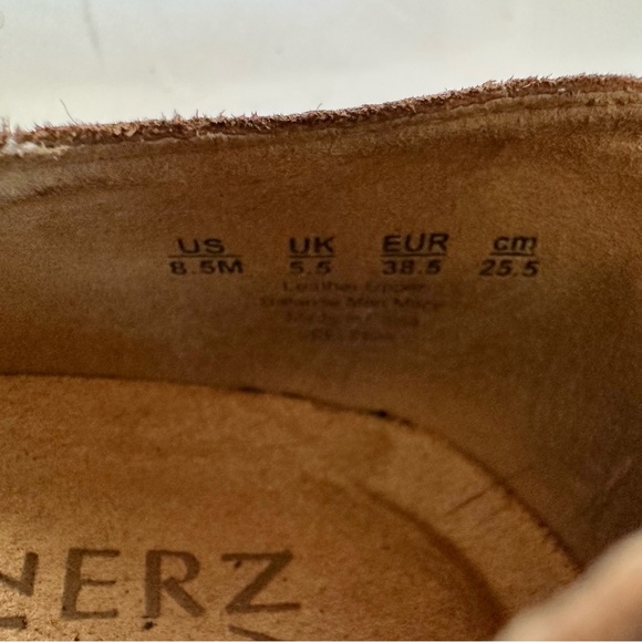 Naturalizer Belinda Tan Suede Snakeskin Pointed Toe Ankle Booties Loafers 8.5 - Picture 9 of 9